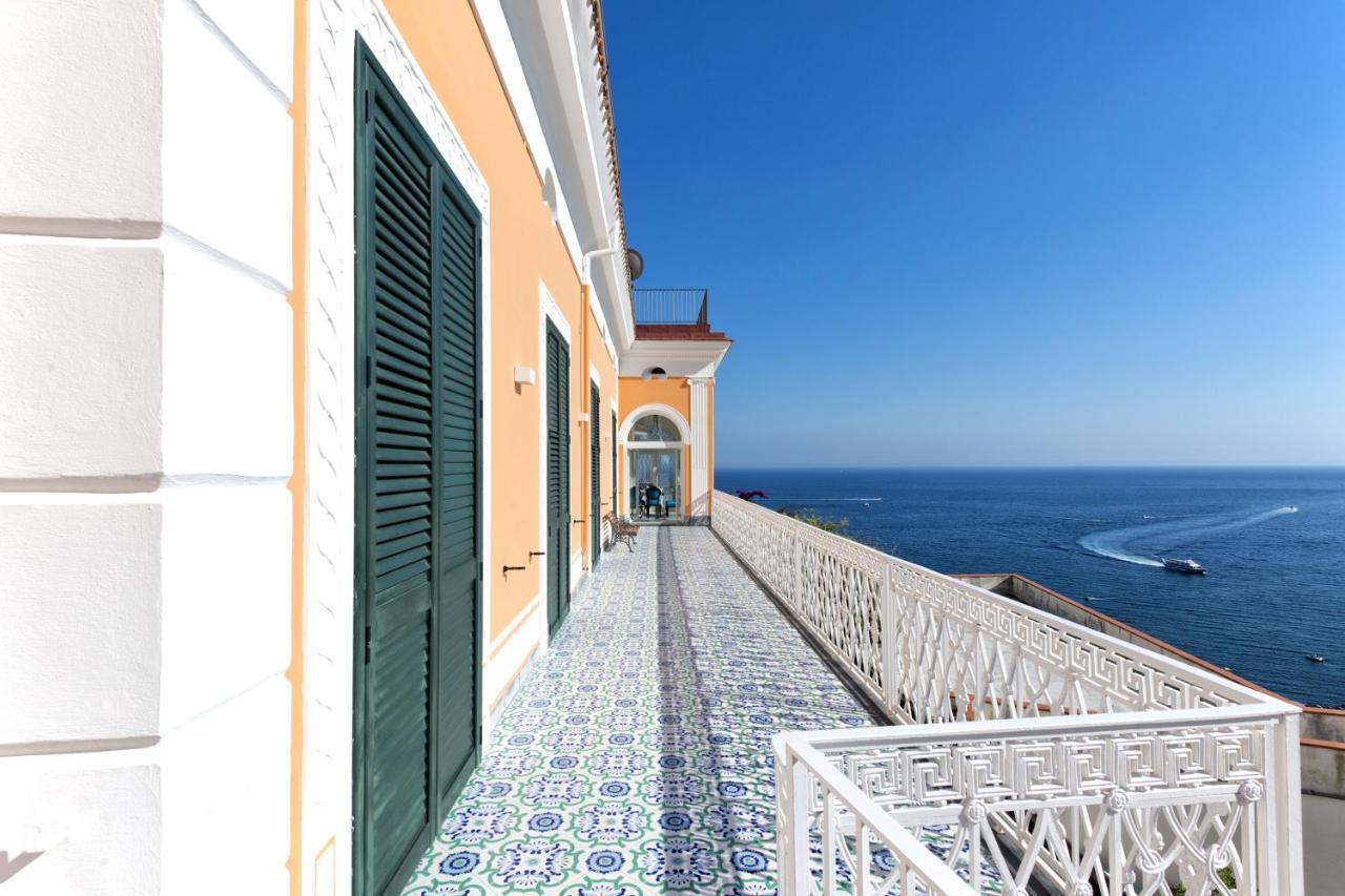 - Palazzo Della Storia * Amalfi