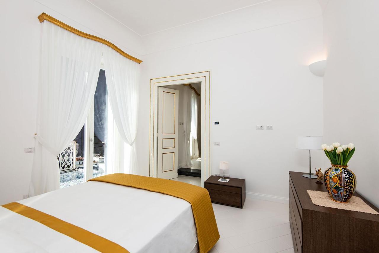 - Palazzo Della Storia * Amalfi